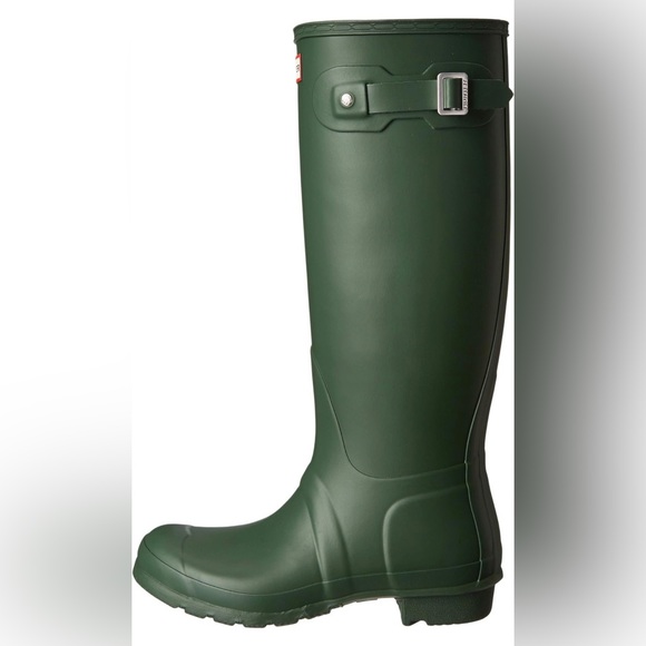 Hunter green rain boots! - Picture 2 of 2